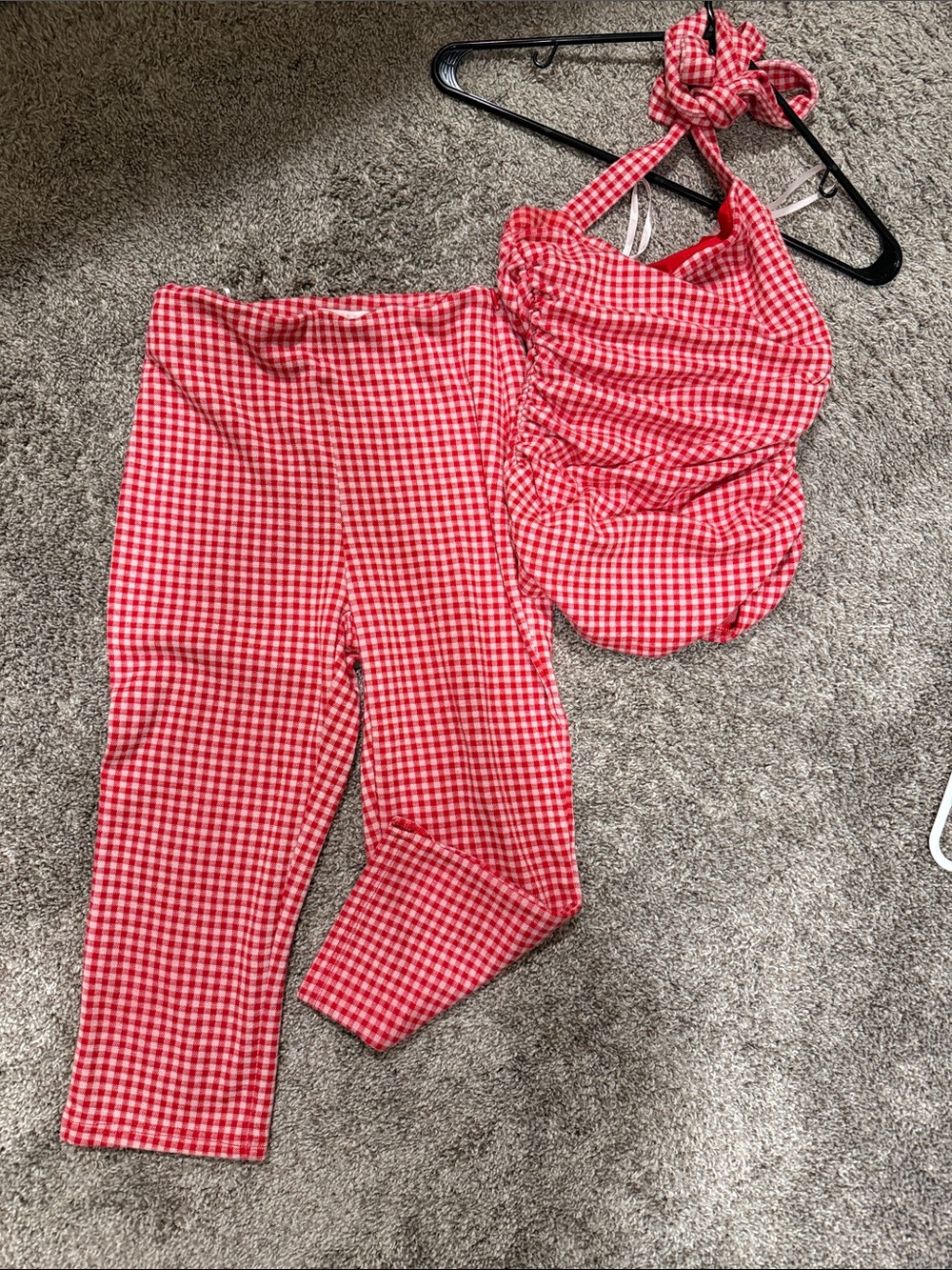Capri Set in Red Gingham